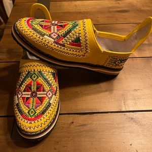 🎄🎄Moroccan Yellow Leather Embroidered Shoes🎄🎄